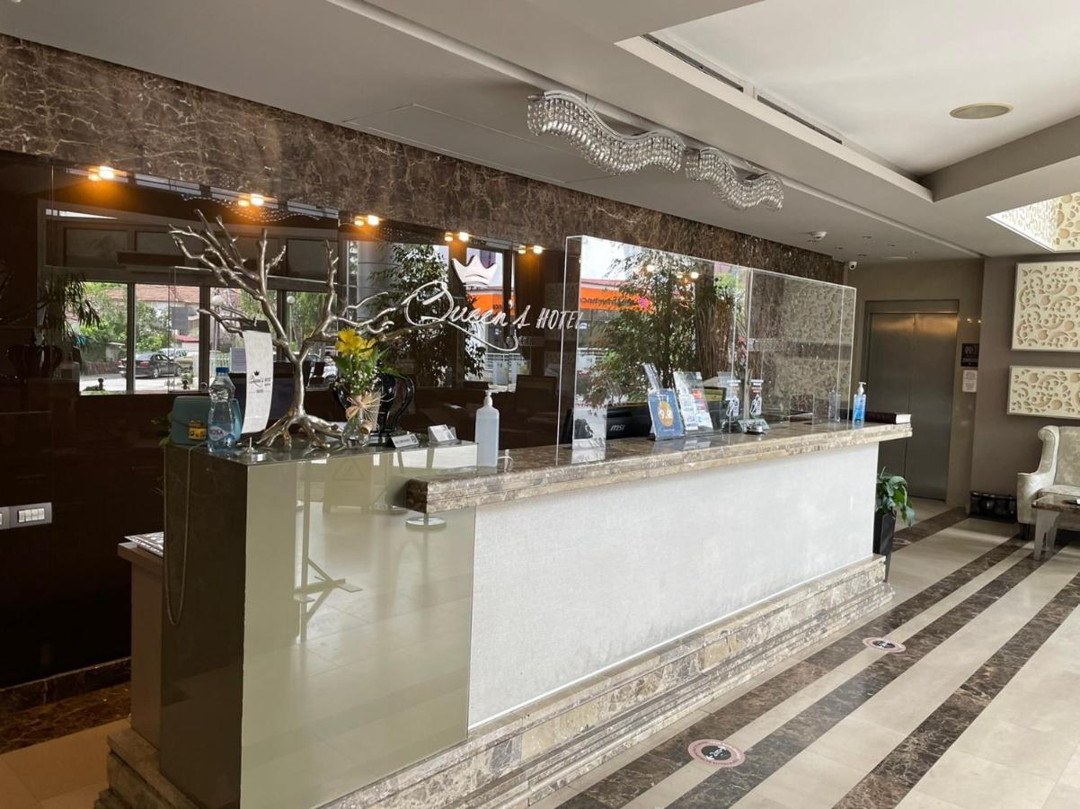 Queen'S Hotel - Zebra Centre スコピエ エクステリア 写真